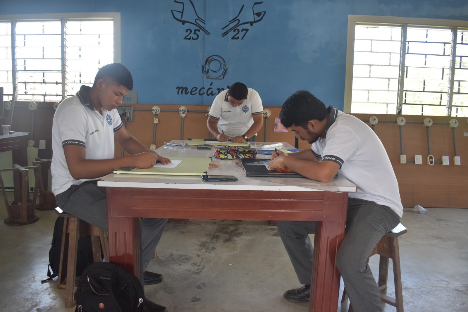 Dibujo Técnico ICAP 1